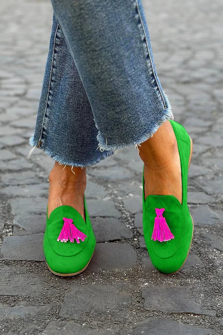 LUDE - MOCASÍN VERDE CON BORLAS