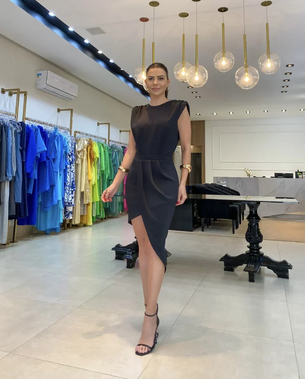 Aurelia | Vestido asimétrico sofisticado para Mujer