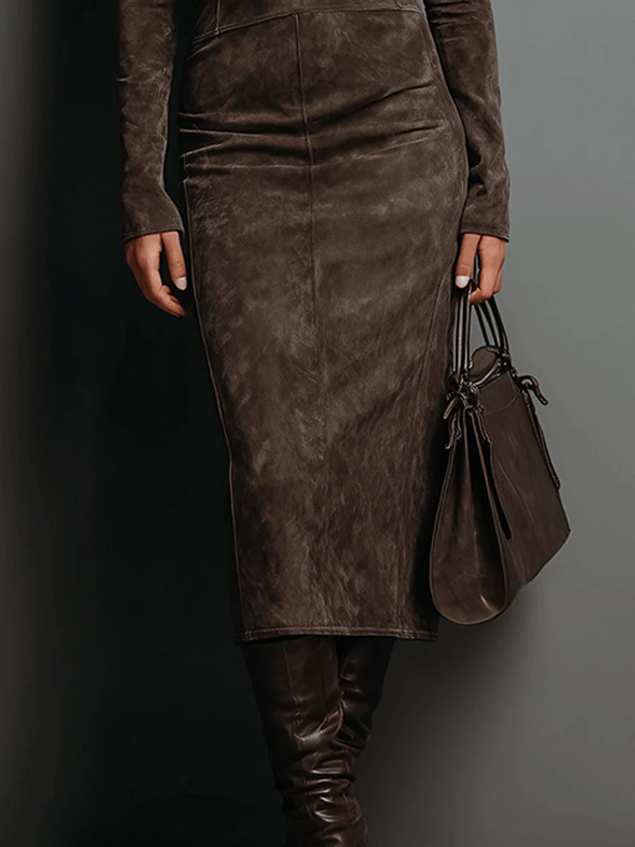 Ilaria - Vestido Midi de Suede con Cuello Alto y Mangas Largas