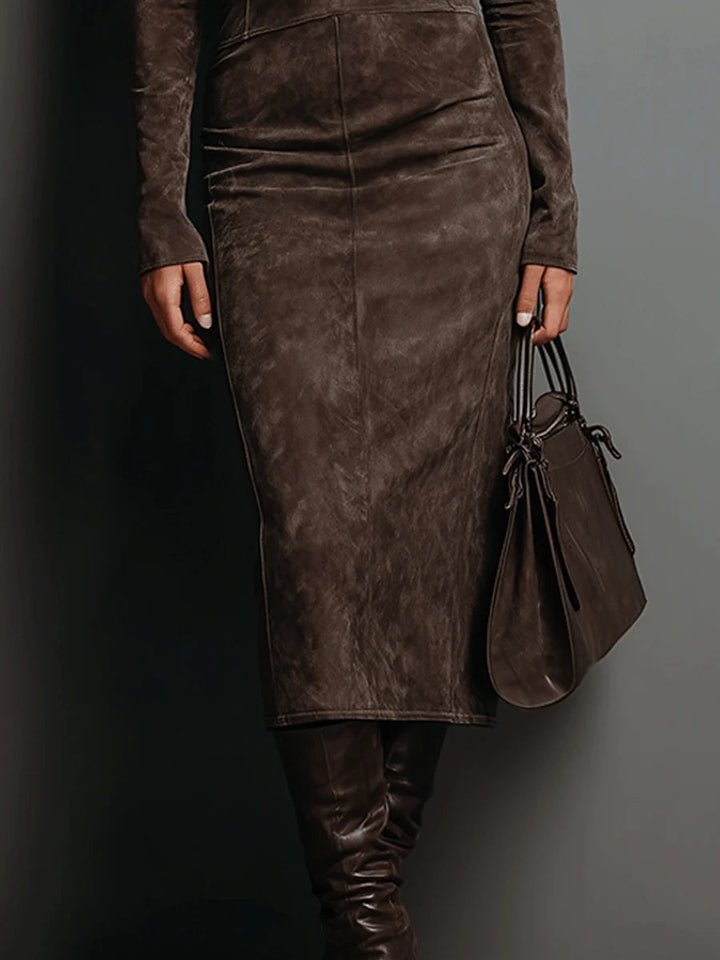 Ilaria - Vestido Midi de Suede con Cuello Alto y Mangas Largas