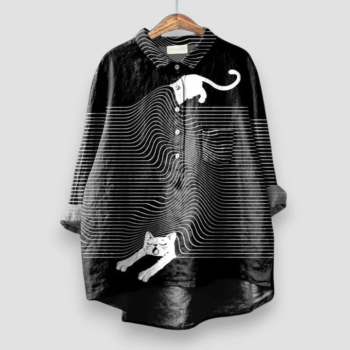Astrid | Blusa exclusiva de mujer con estampado de perro