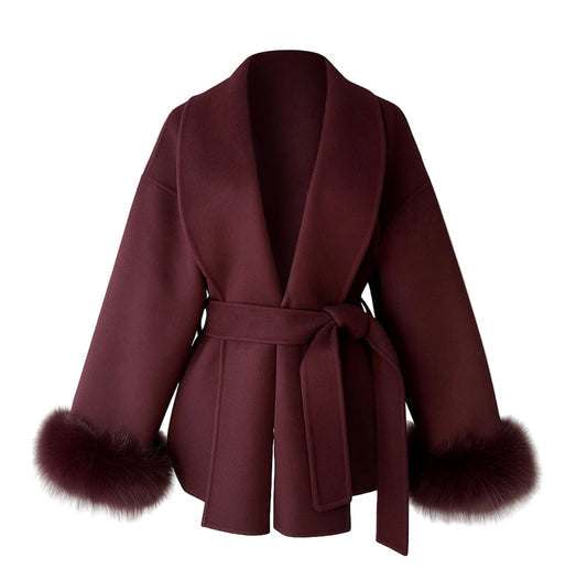 Arctic Grace | Elegante abrigo de lana