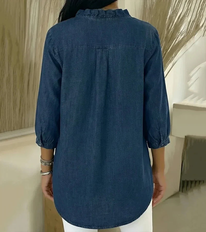 Adele | Blusa de denim fluido con escote en V y volantes