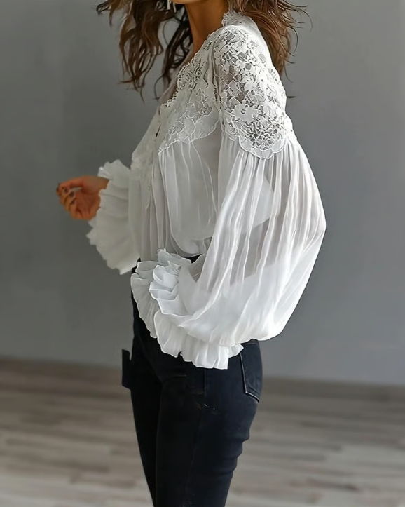 Laceva | Blusa con encaje floral y mangas de farol para Mujer
