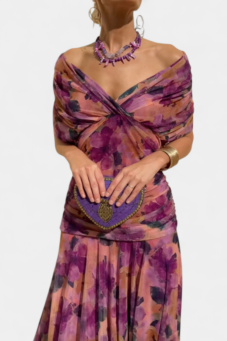 Magda™ | Vestido largo de flores con escote en V