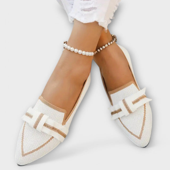 Zapatos planos de mujer con diseño anudado