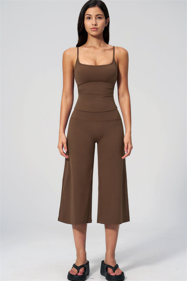 Nexus - El Conjunto de Top de Tirantes y Pantalones Cortos de Pierna Ancha para Mujer