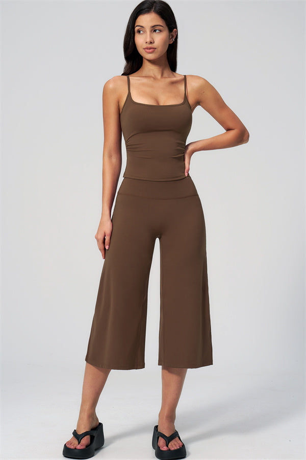 Nexus - El Conjunto de Top de Tirantes y Pantalones Cortos de Pierna Ancha para Mujer