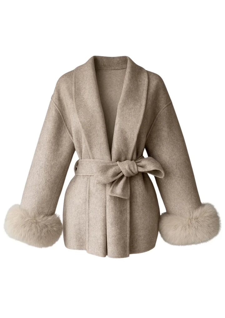 Arctic Grace | Elegante abrigo de lana