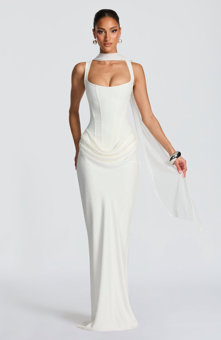 Leonor ❘ Vestido maxi con escote cuadrado