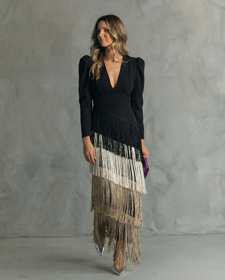 Clara · Vestido elegante con mangas de flecos para Mujer