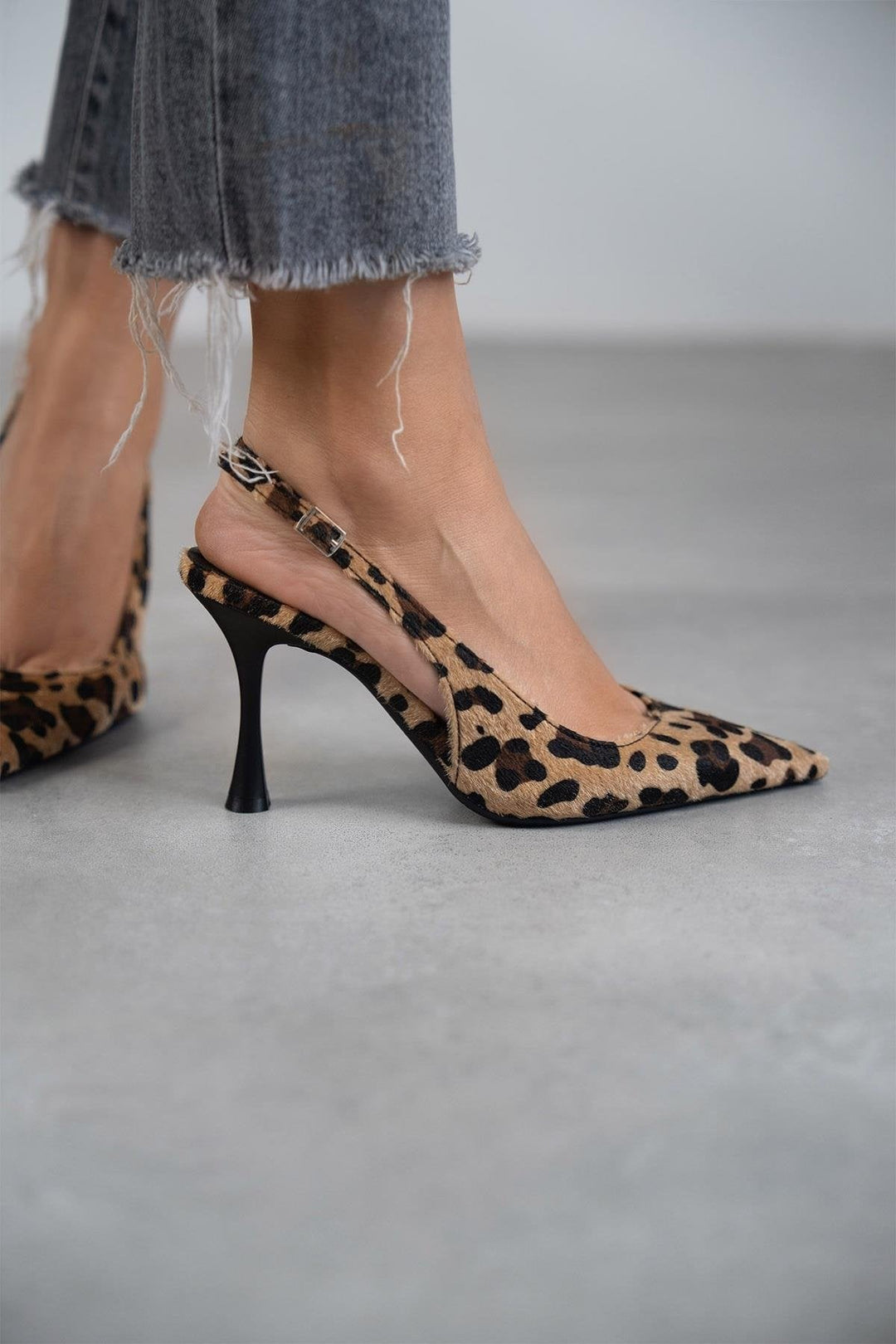 Monique – Zapatos de tacón de leopardo con punta puntiaguda para Mujer